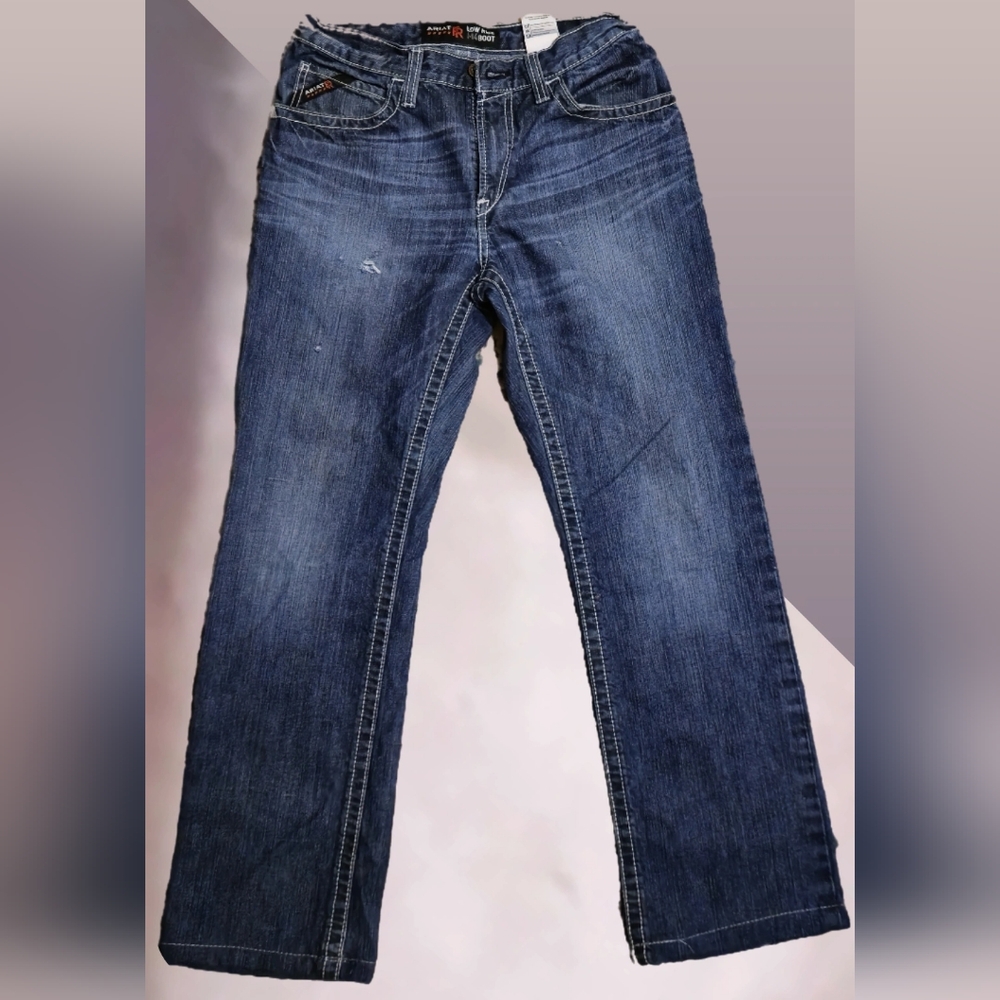 M) Blue Jeans) Ariat Size 32\34 Great Cond. 100% Cotton  - MSRP- $80